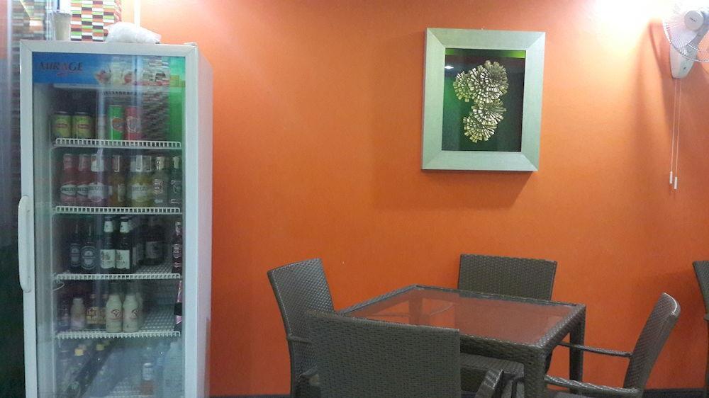 Silla Patong Hostel Εξωτερικό φωτογραφία