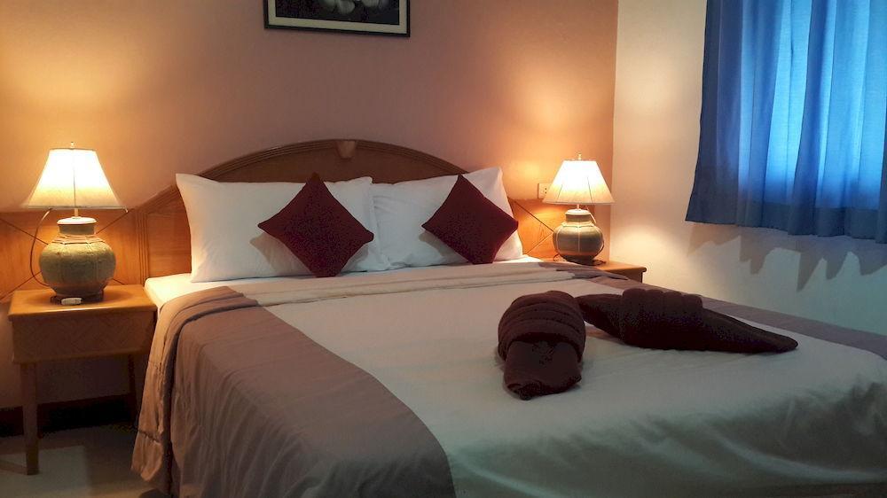 Silla Patong Hostel Εξωτερικό φωτογραφία